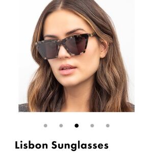 Illesteva Lisbon Sunglasses